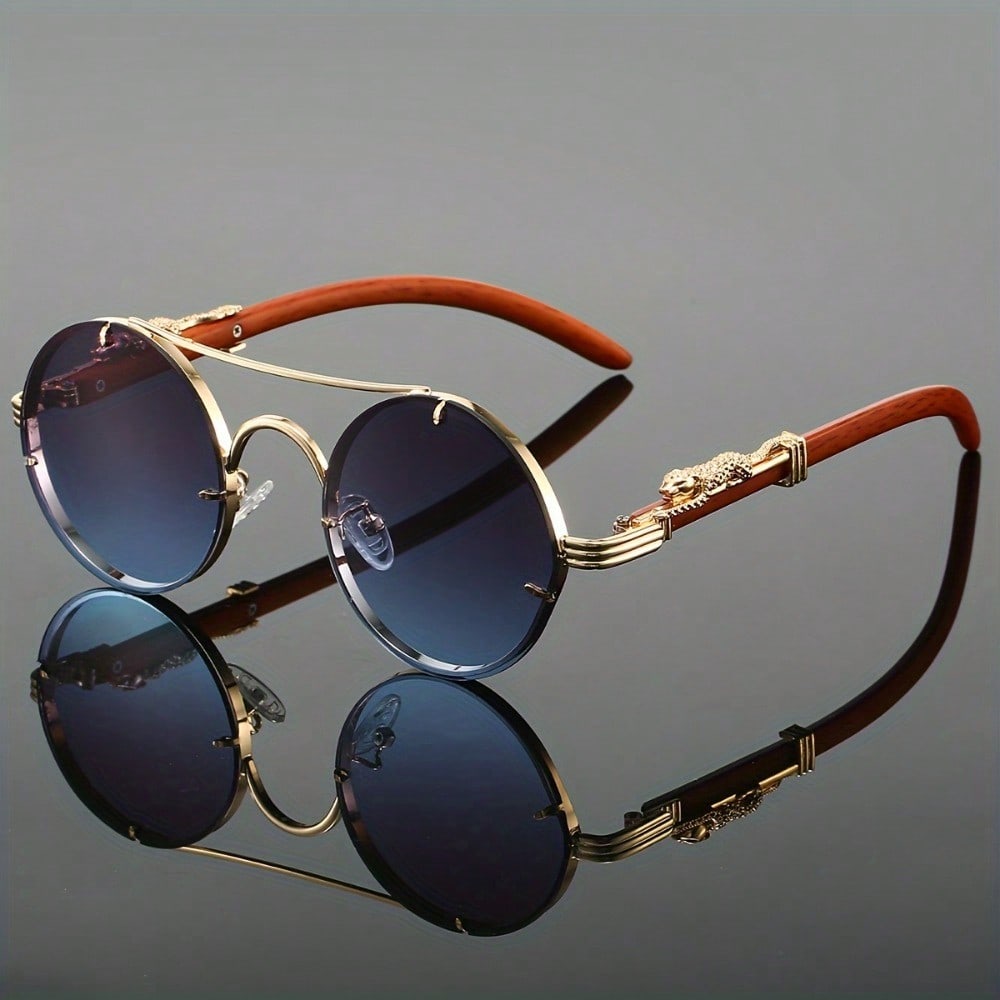 Photography Of A Man - Stylish Round Metal Frame Sunglasses -