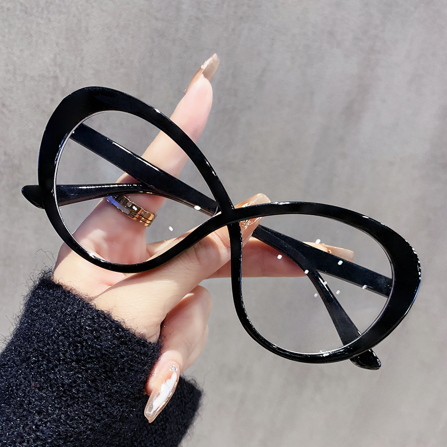 Irregular Frame Sunglasses Fas - Photography Of A Man recension och pris