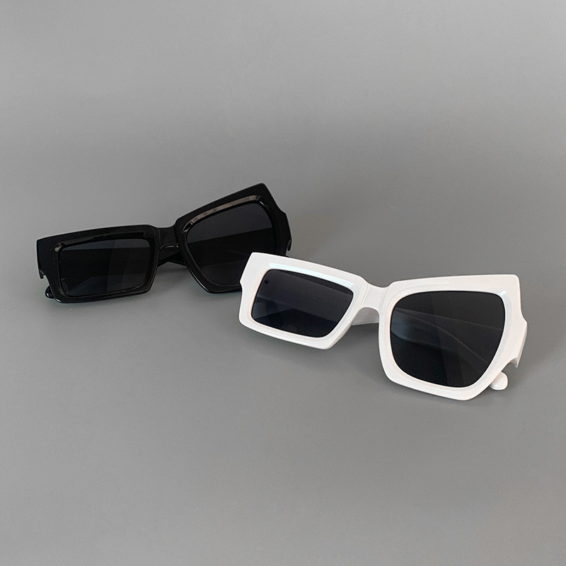 New Vintage Man Irregular Sung - Photography Of A Man recension och pris