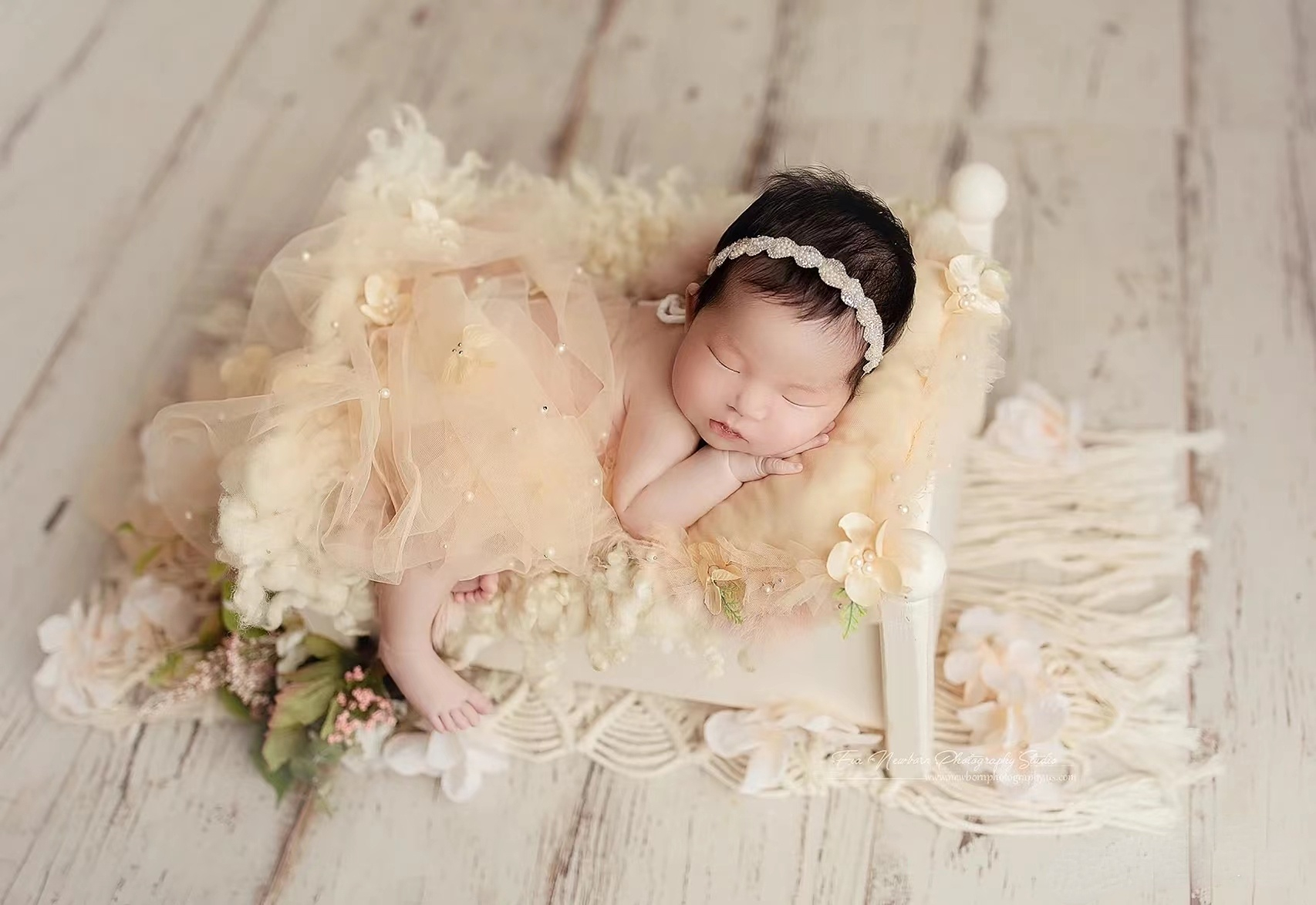 Newborn Photography  Wrap  Bla - Photography Composition recension och pris