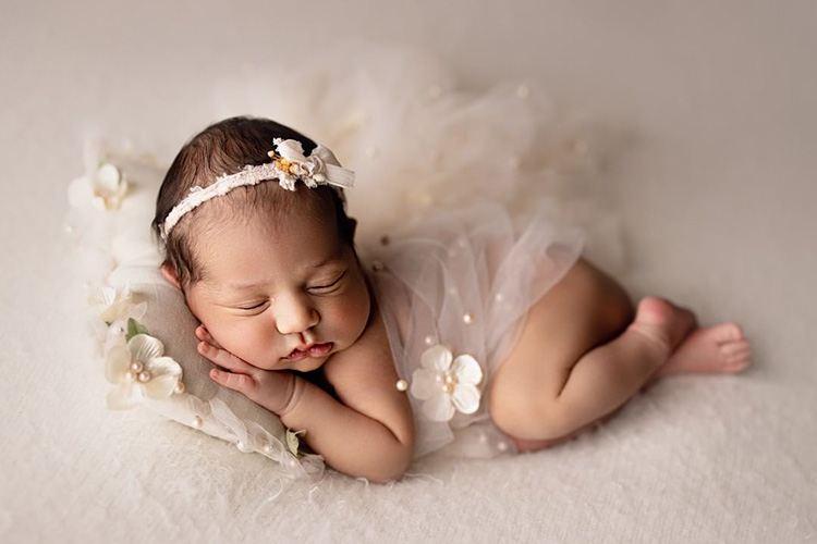 Newborn Photography  Wrap  Bla - Photography Composition recension och pris